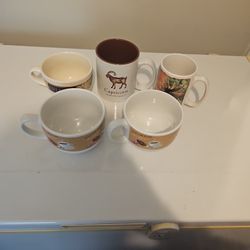 5 COFFEE  MUGS SELLING AS SET