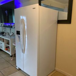 Refrigerator In Perfect Condition 