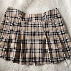 Beige skirt