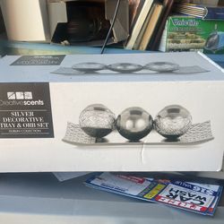 Silver Decorative Tray And Orb Set New 