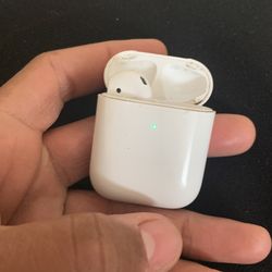 Apple Airpod 2gen With Wireless Case Lost Right Side Only Left Must Go Today