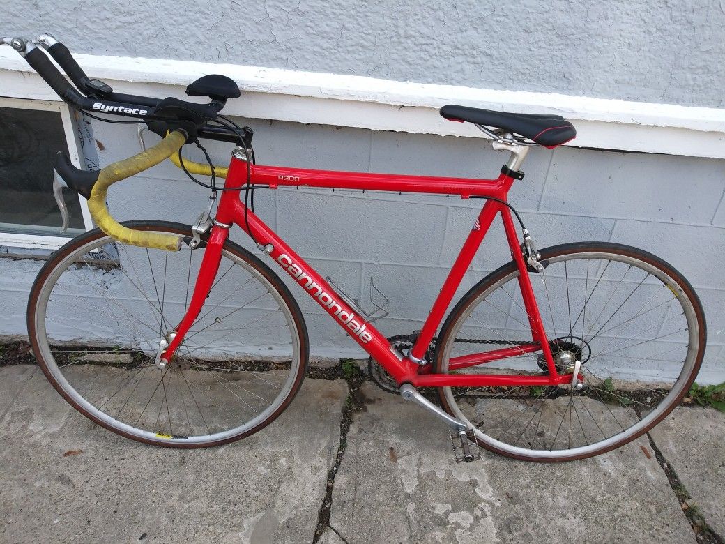 Cannondale 14 speed Racing bike for Sale in Elgin, IL OfferUp