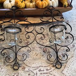 BLACK WROUGHT IRON SCROLL AND CLEAR GLASS VASE WALL SCONCE SET