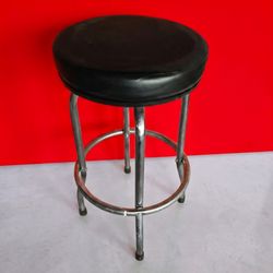 12 Black Round Bar Stools For Bar Restaurant Business or Home