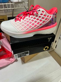 Nike Kobe 3 “WNBA” basketball shoes