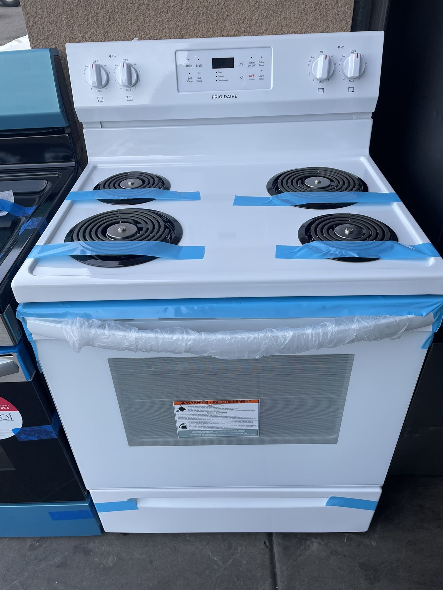 Frigidaire Electric Stove