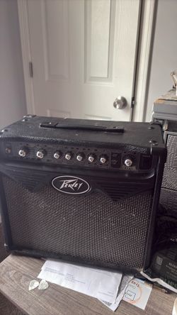 Peavy Guitar Amp