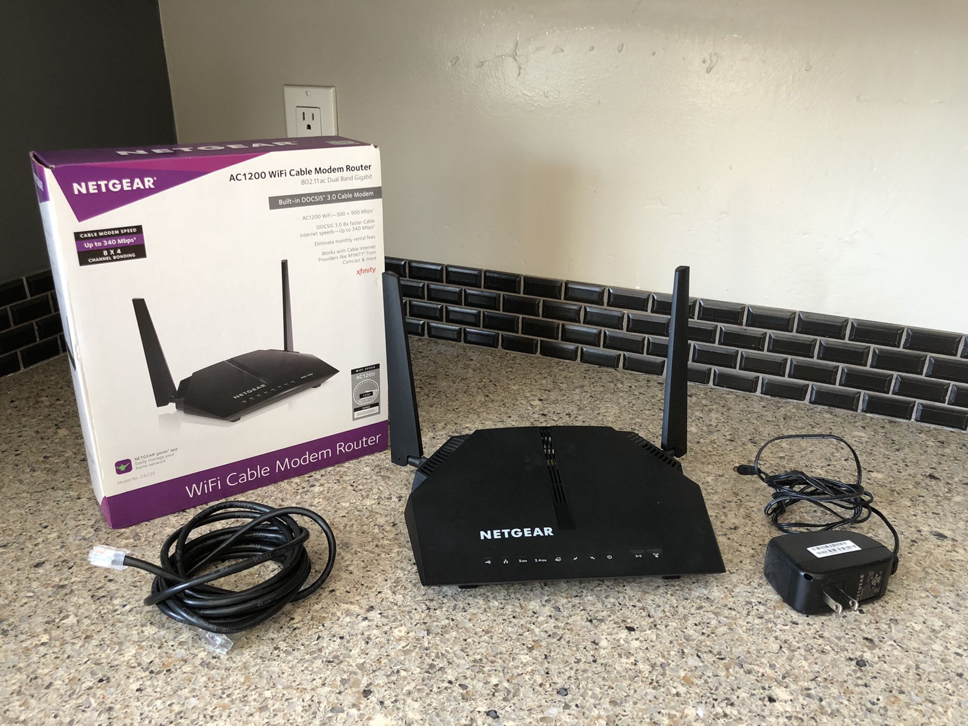 WiFi cable modem router (AC1200)