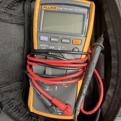 Fluke Meter