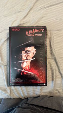 Sideshow Collectibles A Nightmare on Elm Street Freddy Krueger 12inch” Figure