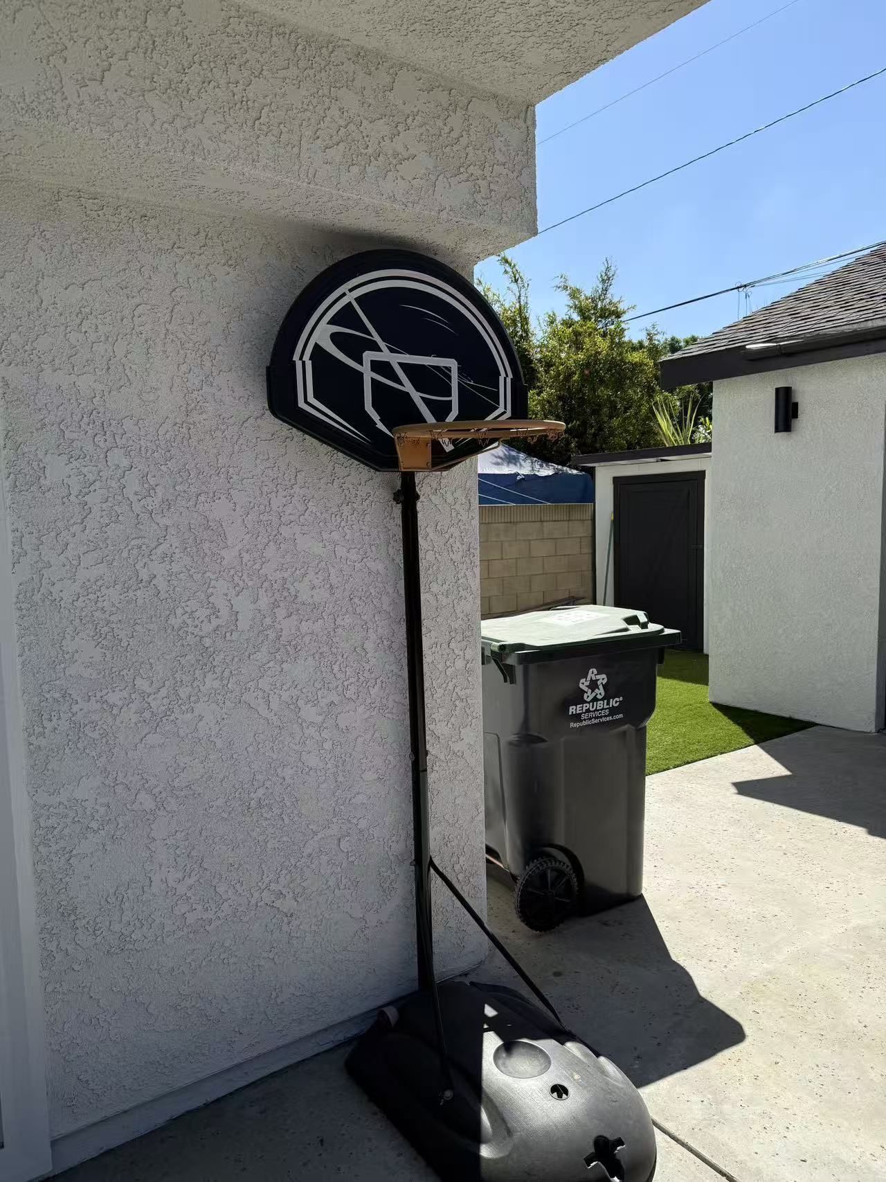 Portable Basketball Hoop With Base 