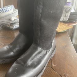 Lady’s Boots Canadienne Size9
