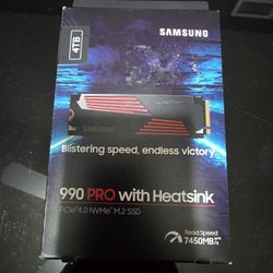 Samsung 990 Pro 4TB w Heatsink
