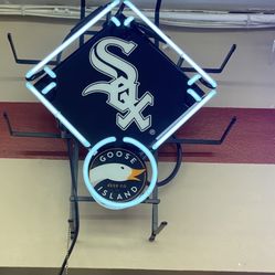 White Sox Goose island Neon