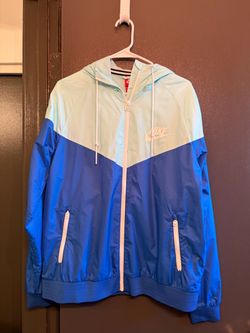 Nike windbreaker