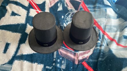 Disneyland Haunted Mansion top hats x2
