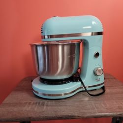 Aqua DELISH 3.5 Quart Stand Mixer