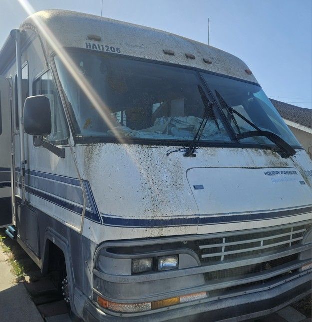 1998 Ford Holiday