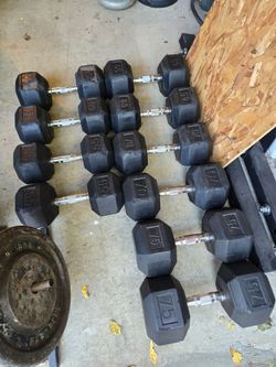(650lb) 55 through 75lb Rubber Hex Dumbbell Set