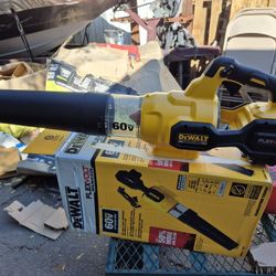 DEWALT FLEXVOLT 60V MAX 125 MPH 600 CFM Blower (Tool Only)