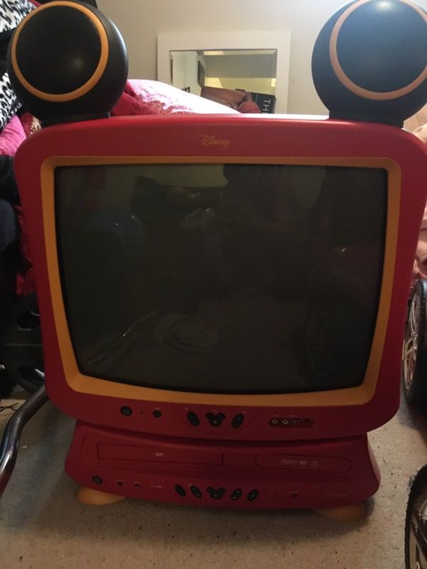 Mickey Mouse 19 Tv Dvd Vcr Combo Set For Sale In Omaha Ne Offerup