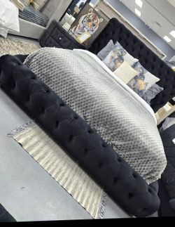 ✨️ King, Cal King, Queen Bed Frame ✨️ Furniture Sectionals, Bedrooms, Dining Avail