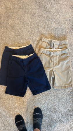 Boys' Gap Kids Flat Front Chino Uniform Shorts – Size 10