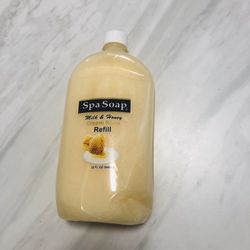 Spa soap milk and honey 32 oz