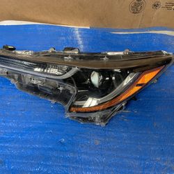 Headlight Left Toyota Corolla 2019-21