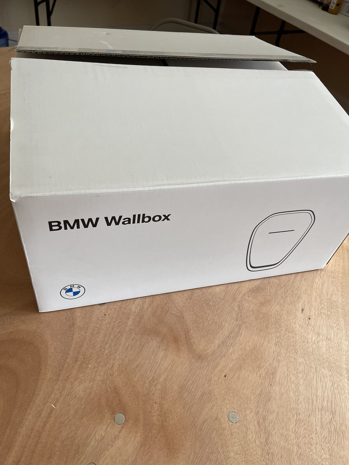 BMW WALLBOX CHARGING STATION ELECTRONIC CHARGER