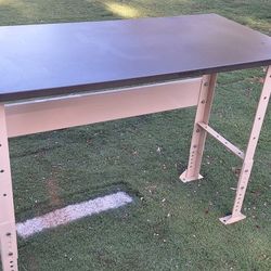 Work Table. Shop Table. Work Bench .heavy Duty..