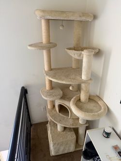 Cat tree