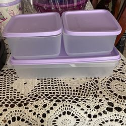 Tupperware 