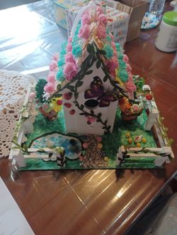 Birdhouses Inside/outside $10-$25