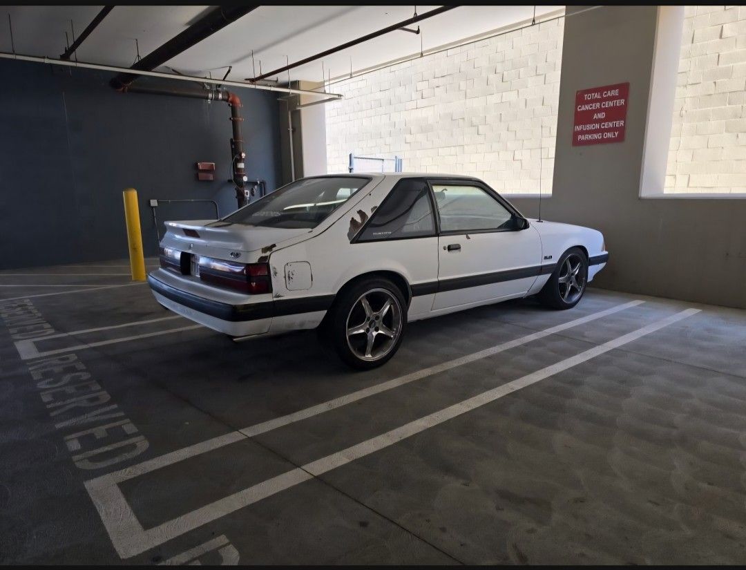 1991 Ford Mustang