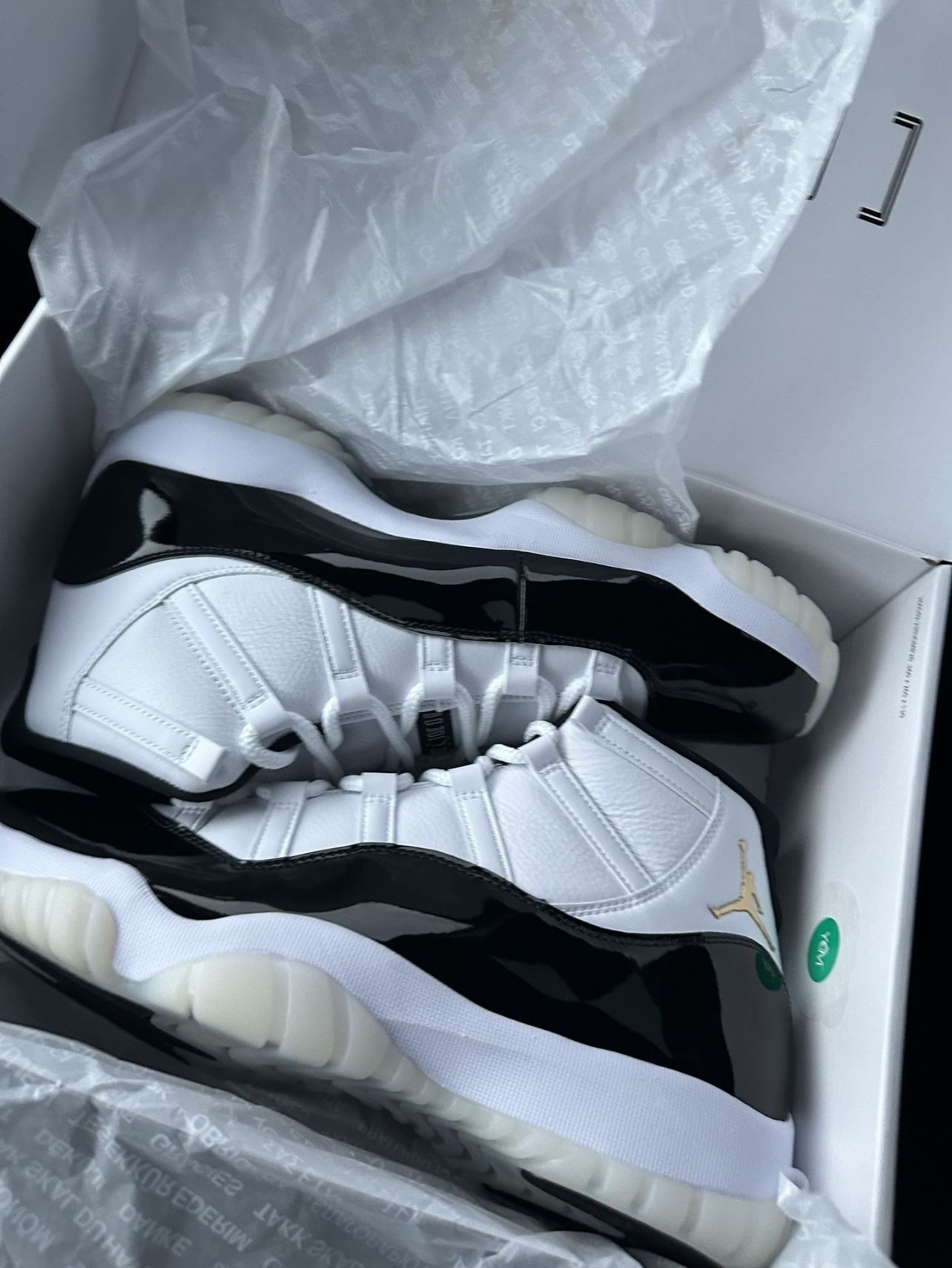 No Trades* Jordan 11 Men’s Sz 7-13