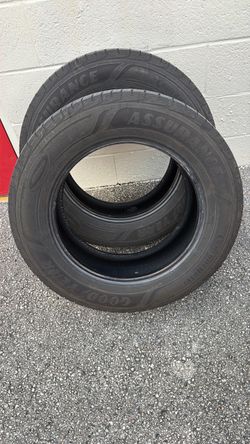 225/65/17 Goodyear Assurance Tires – Set of 2