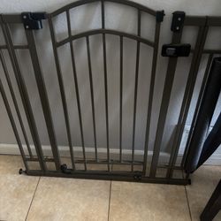 Baby / Pet Gate