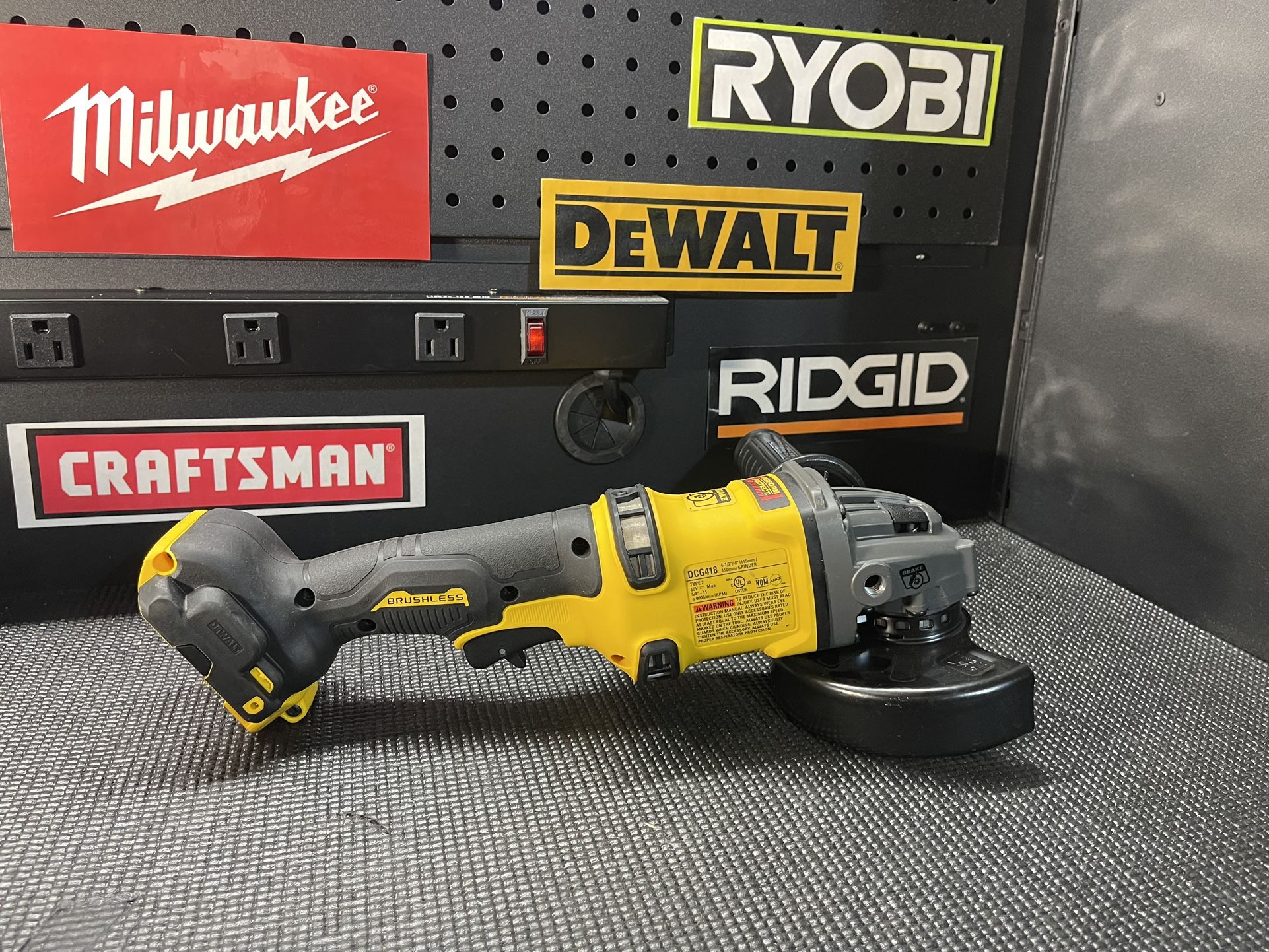 20V充電式ディスクグラインダー 4.0Ahバッテリー2個付属 每分回転数