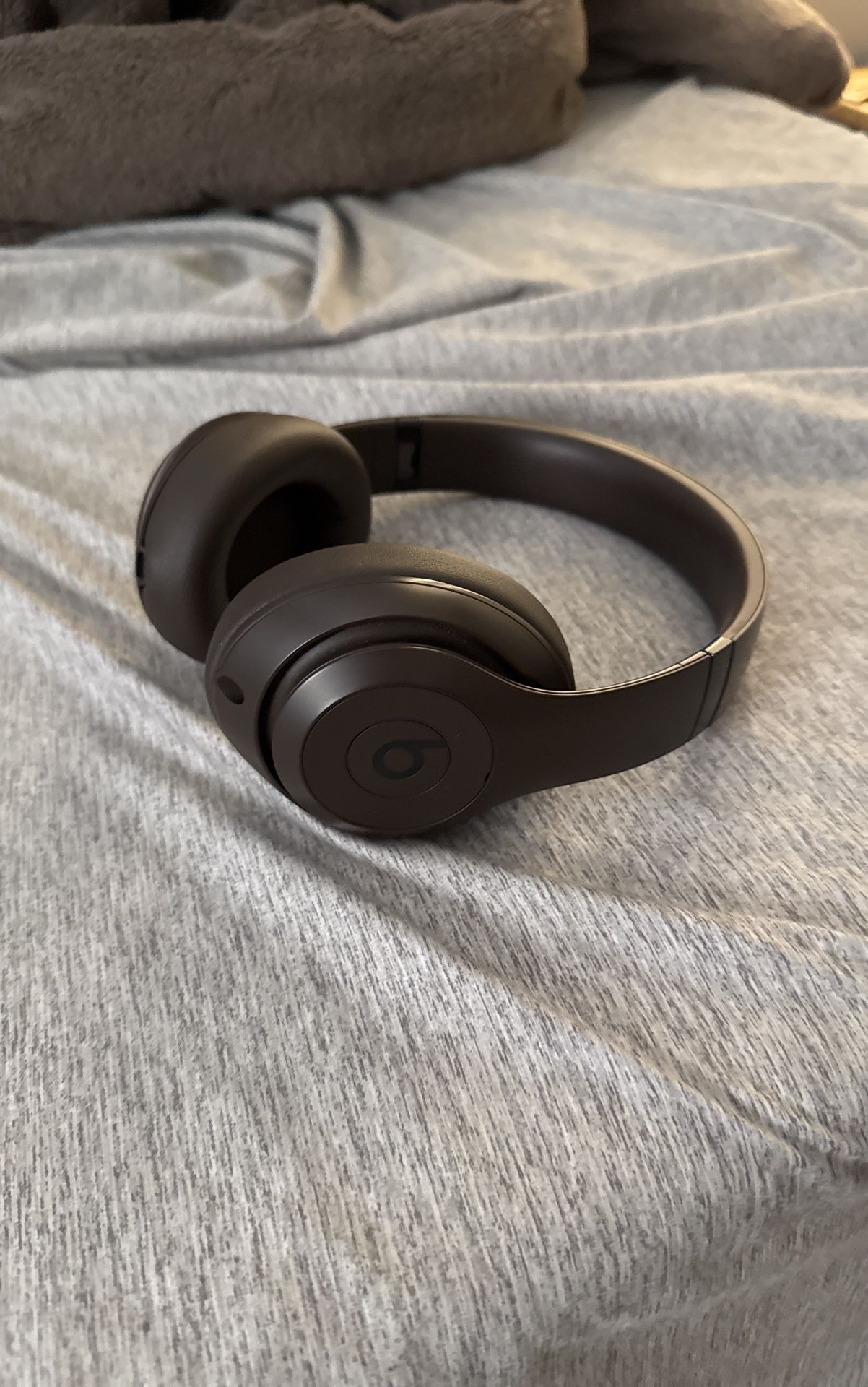 Brown beats studio pro