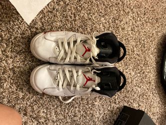 Varsity Red Jordan 6’s