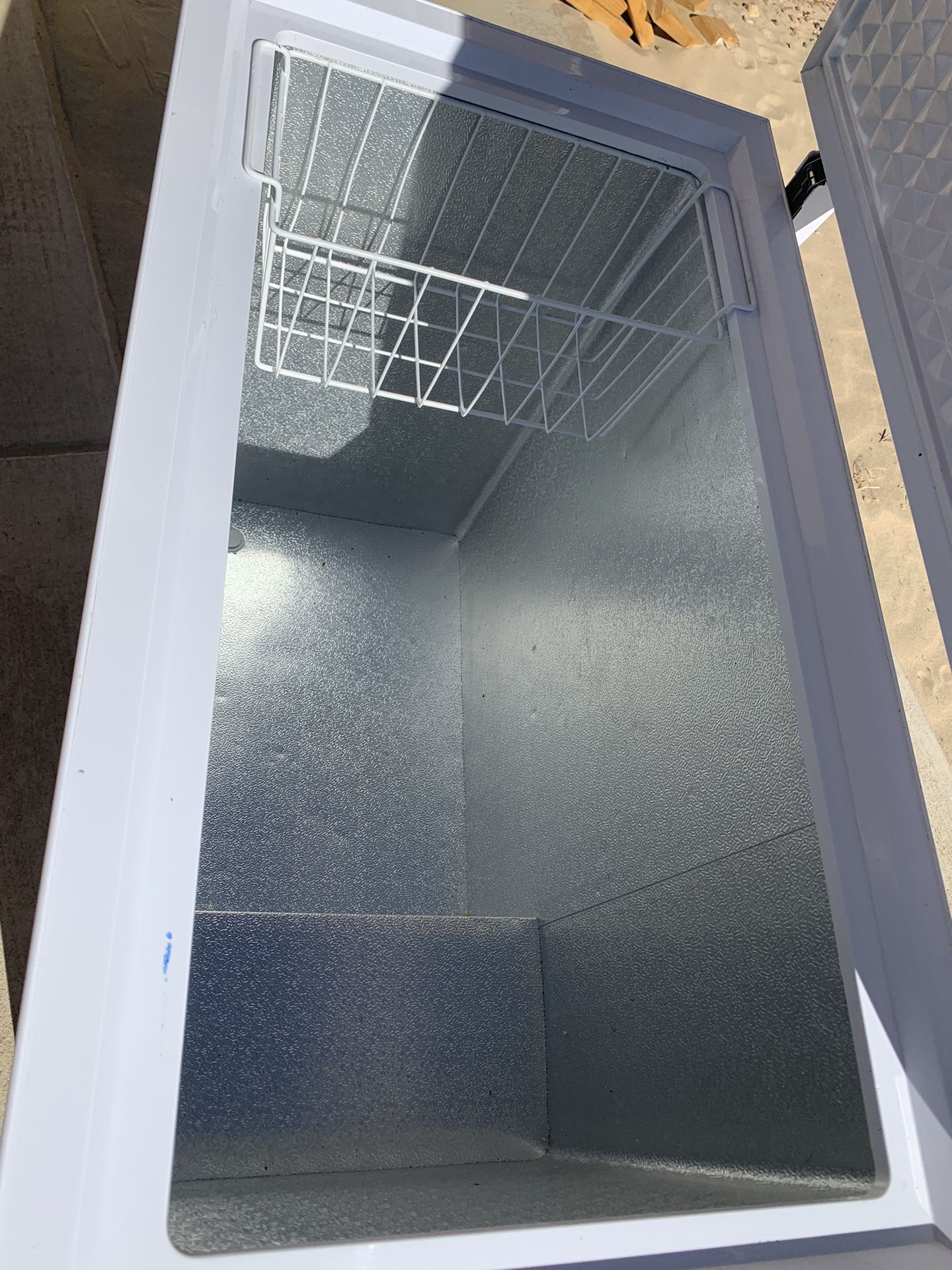 Chest freezer for Sale in Pueblo West, CO OfferUp