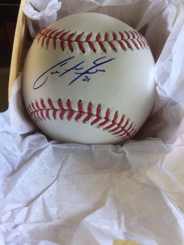 MIAMI MARLINS CHRISTIAN YELICH AUTOGRAPHED MLB BASEBALL AUTHENTICATED