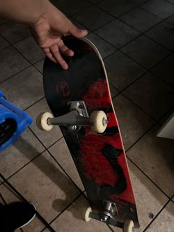 Skateboard