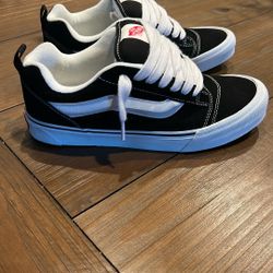 Vans Knu Skool Size 10M