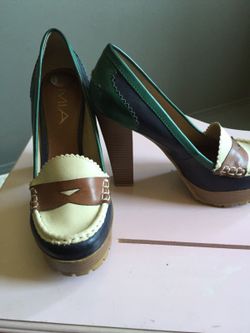 ALL LEATHER OXFORD HEELS