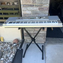 Yamaha 76 Key Portable Grand Piano 