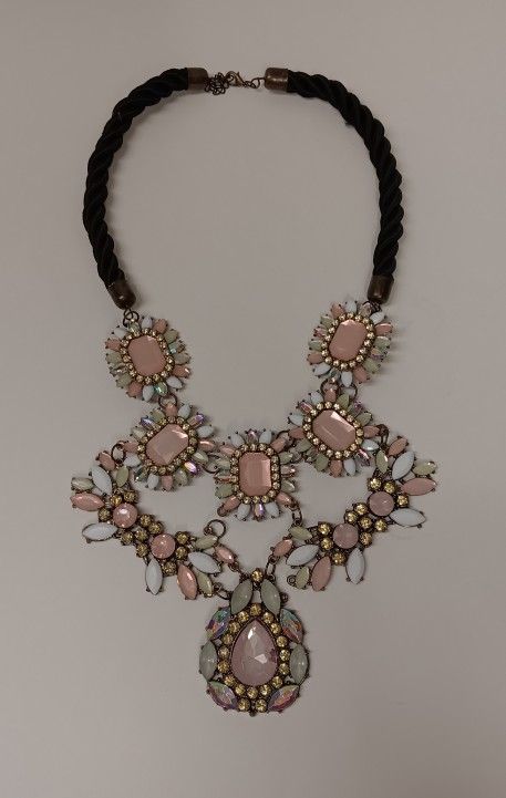 Sohi blush pink costume jewelry statement necklace $20 FIRM