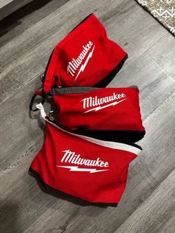 3 Milwaukee zipper bags