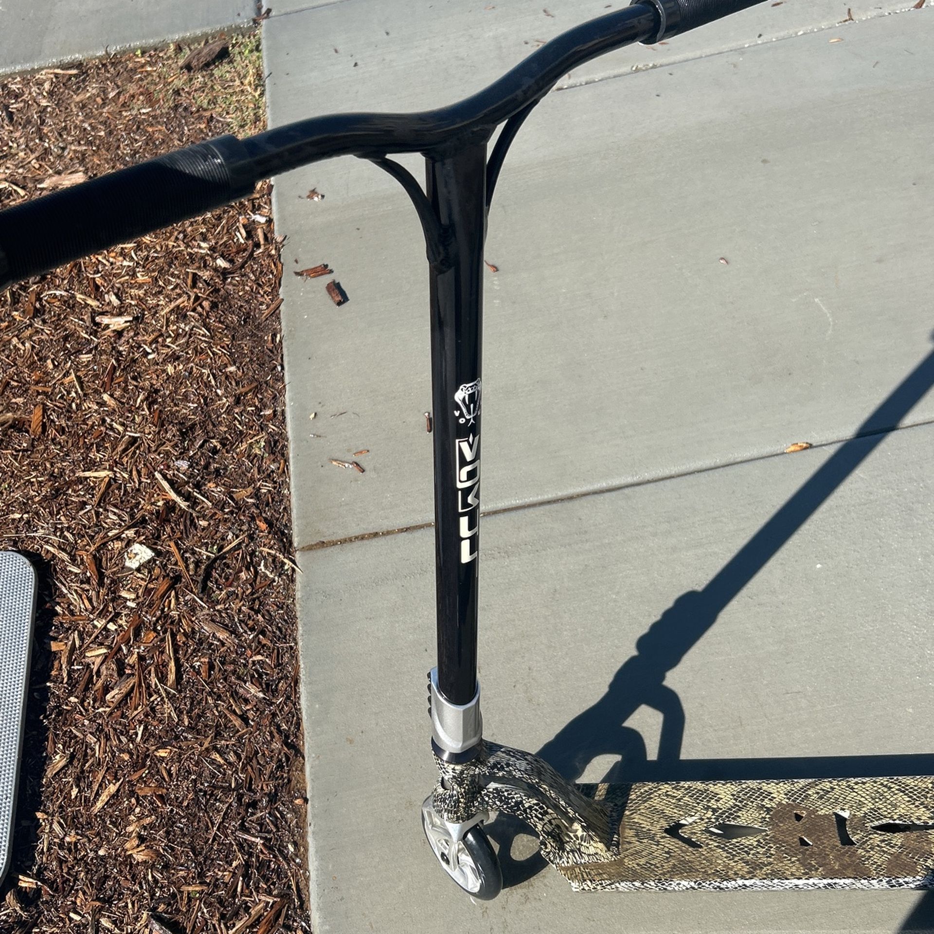 Voul Pro Scooter Titiuanm Deck